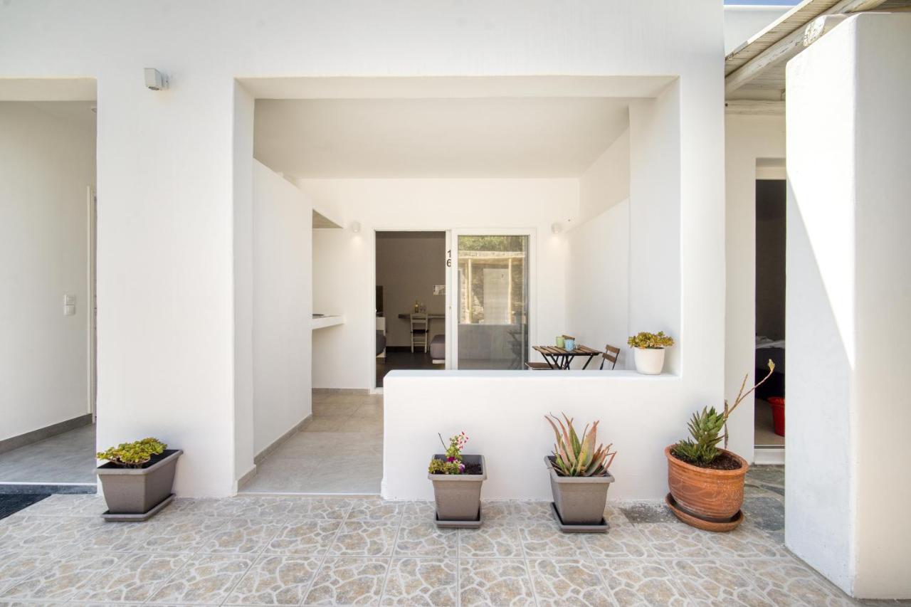 Anius Apartments Mykonos Town Bagian luar foto