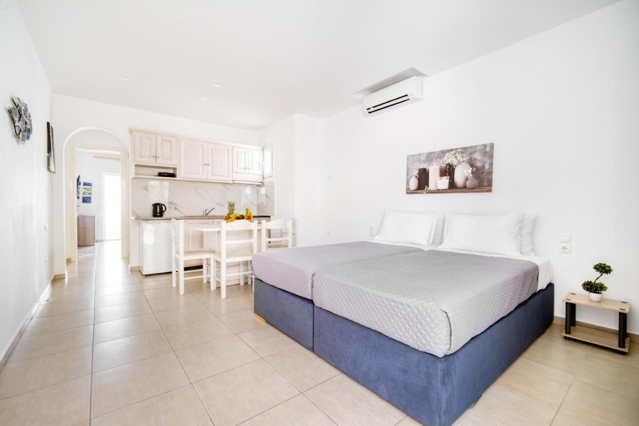 Anius Apartments Mykonos Town Bagian luar foto