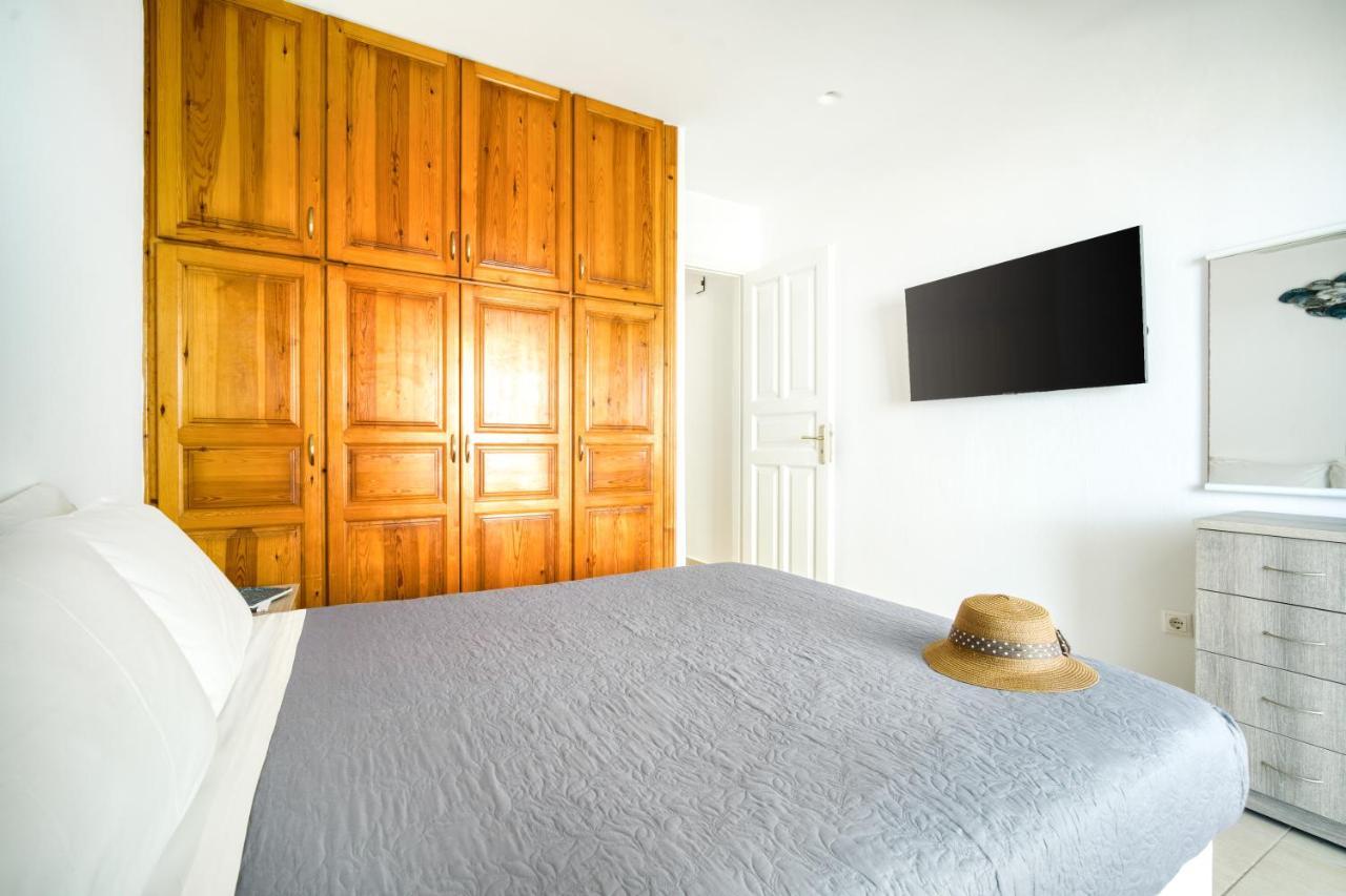 Anius Apartments Mykonos Town Bagian luar foto