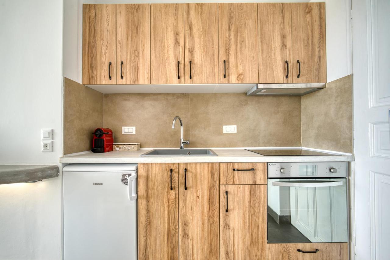 Anius Apartments Mykonos Town Bagian luar foto