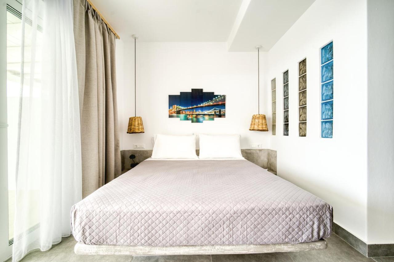 Anius Apartments Mykonos Town Bagian luar foto